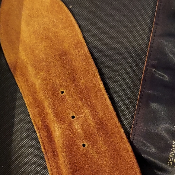 Liz Claiborne Brown Leather Belt Round Filigree Buckle Medium - Picture 4 of 5